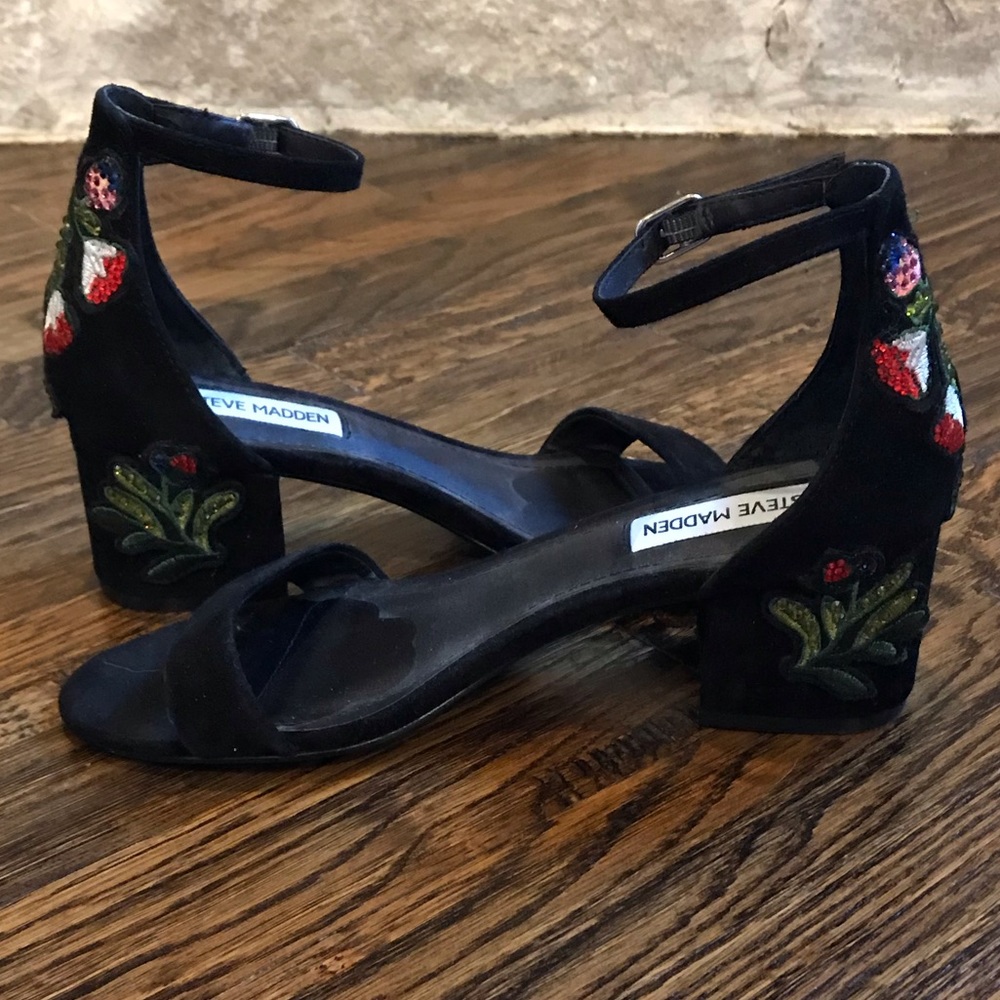 Steve Madden Black Inca Sandal Size 6